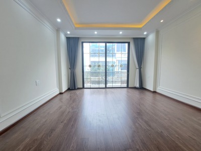 Tòa nhà văn phòng phú diễn dt 79m - 7 tầng - mt 5m - gía 18.3 tỷ 1