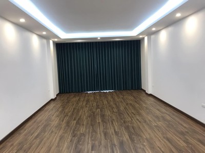 Tòa nhà văn phòng phú diễn dt 79m - 7 tầng - mt 5m - gía 18.3 tỷ 2