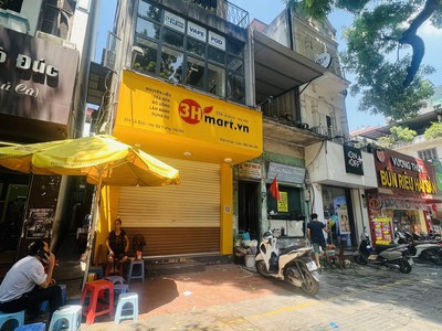 Bán nhà hiếm  full thổ cư mặt phố lô gó trung tâm vỉa hè đá bóng kinh doanh đỉnh. 0