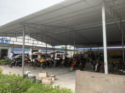 Chính chủ cần cho bán nhanh lô đất thuộc lô 17 liền kề 08 đối diện cổng chợ chính phố chợ minh khai 2
