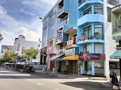3 mặt tiền hoàng hoa thám bình thạnh trệt 5 tâng thang máy giá chỉ 21.5 tỷ 9