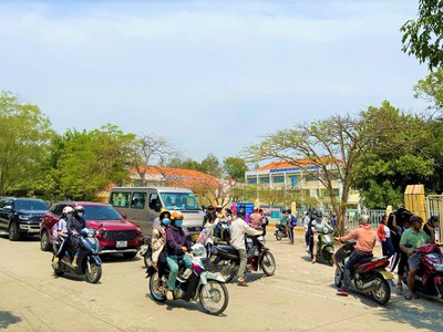Tôi Chủ Bán Gấp 700m2 T/CƯ 100,Gần Đại Học Thủ Dầu Một Bình Dương, SHR,Đường Nhựa 4