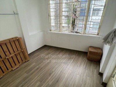 Cho thuê văn phòng lầu 1 mặt tiền đường Trần Huy Liệu 2