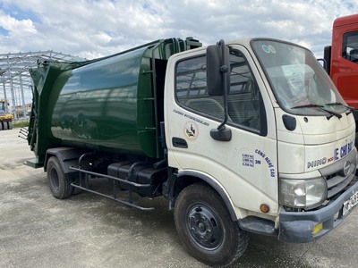 Thanh lý xe ép rác hino 2015  giá rẻ 1