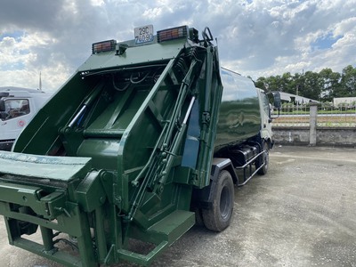 Thanh lý xe ép rác hino 2015  giá rẻ 2