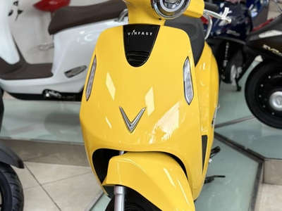 Xe máy điện Vinfast 0