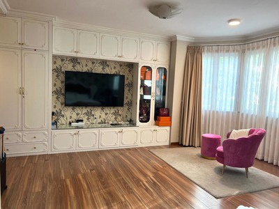 Bán nhà hẻm xe hơi Nguyễn Trãi quận 1 DT 5.7x18 trệt 3 lầu giá 19 tỷ thương lượng 4