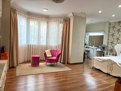 Bán nhà hẻm xe hơi Nguyễn Trãi quận 1 DT 5.7x18 trệt 3 lầu giá 19 tỷ thương lượng 5