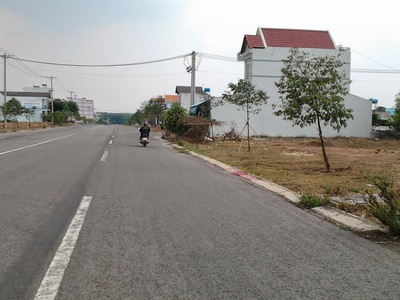 Cắt lỗ bán lẹ lô đất gần chợ  395 TRIỆU 570M2 SHR ĐỂ TRẢ NỢ. ĐƯỜNG NHỰA ĐIỆN 3FA 2
