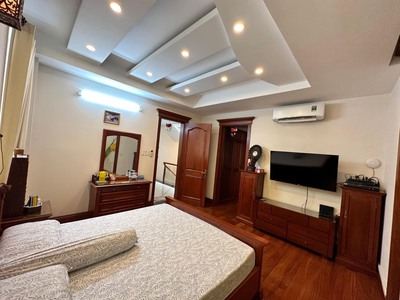 Đẹp ngỡ ngàng, liền kề văn quán, 100m, giá tốt 12.6 tỷ 2
