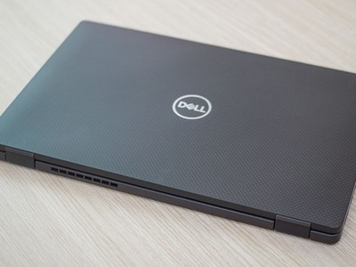 Dell E7410 core i7 Ram 16gb ssd 256gb 14 inch Full HD vỏ cardbon 7