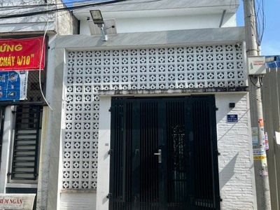 Bán Nhà 1 trệt 1 gác lững tại P.An Bình Q.Ninh Kiều 54,6m2 chỉ 1.25 tỷ. Lh:0964547547 0
