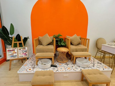 Sang toàn bộ tiệm nail ở 303 ấp bình hoà, xã bình trinh đông, tân trụ, long an 2