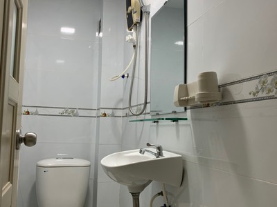 Cho thuê NNC  HXH khu Kiều Đàm Trần Xuân Soạn P Tân Hưng Q7.DT:4x17 trệt 1L ST 3pn 2wc.Gía:14tr 3