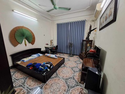 Cho thuê nhà nguyên căn, hgđ. chdv, 52m2,4t, 4n, an dương. 0