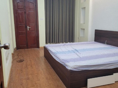 Cho thuê nhà ngõ 9 phố Trần Quốc Hoàn. DT 55m2 x 5 tầng đường rộng làm Văn phòng, nhà ở,lớp học 2