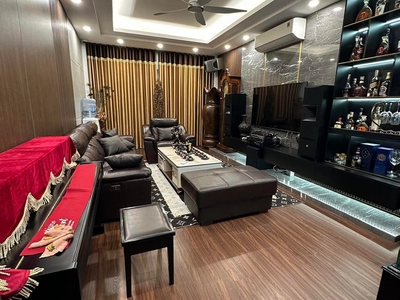 Mặt phố giáp bát 6 tầng thang máy gara ô tô vào nhà ngõ thông kd đỉnh tặng hết nội thất 1