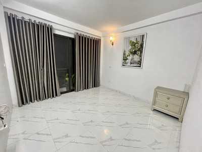 Bán nhà bắc từ liêm. 45m 5 tầng. full nội thất châu âu xịn  otto. 10m ra oto tránh. đậu ngày đêm 2