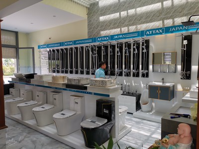 Thiết bị vệ sinh ATTAX   Công nghê Nhật Bản    Hỗ trợ miễn phí kệ trưng bày 2
