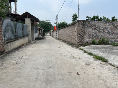 Hàng đẹp  vài trăm có ngay 55m  tại đông sơn-quang tiến-sóc sơn. đường oto vào đất 1