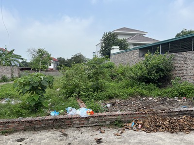 Hàng đẹp  vài trăm có ngay 55m  tại đông sơn-quang tiến-sóc sơn. đường oto vào đất 0