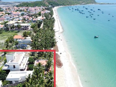 Biệt thự mặt biển dốc lết . vùng kinh tế vân phong. khánh hoà. 1