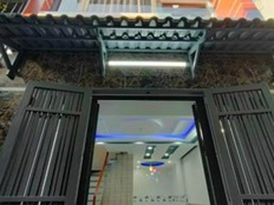 Bán Nhà Gấp Để Tái Định Cư Nước Ngoài, 1 TRỆT 1 LẦU, CÓ SÂN THƯỢNG 0