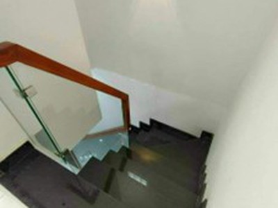 Bán Nhà Gấp Để Tái Định Cư Nước Ngoài, 1 TRỆT 1 LẦU, CÓ SÂN THƯỢNG 3