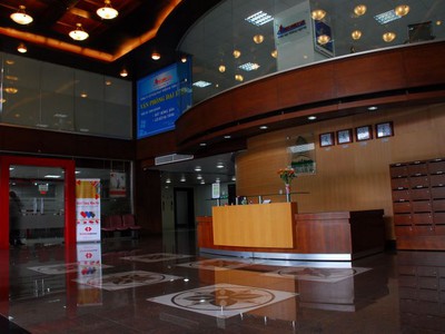 Cho thuê văn phòng Tuổi Trẻ Tower, Hoàng Văn Thụ, PN, 190m2, 101.3 triệu/ tháng đã PQL 1