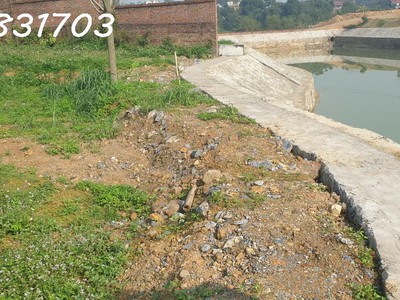 Đất bám hồ trung tâm quốc oai giá chỉ 10 triệu/m 0