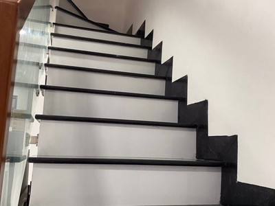 Cắt giảm 500triệu,cần bán gấp căn nhà Phước Long B,quận 9,thành phố Thủ Đức,Hồ Chí Minh 2