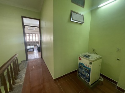 Cho thuê nhà Văn Cao, có sân cổng , vị trí dễ tìm 6