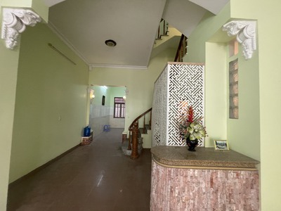 Cho thuê nhà Văn Cao, có sân cổng , vị trí dễ tìm 7