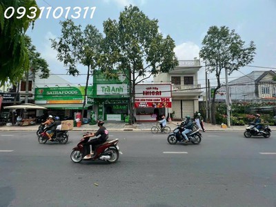 Bán nhà mặt tiền nguyễn văn cừ nd. vị trí đẹp . thuận lợi kinh doanh 0