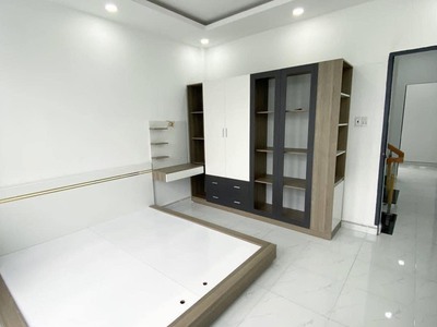 Bán dãy nhà phố liền kề gần chơ chiều đức hoà 550tr shr 2 phòng ngủ 4