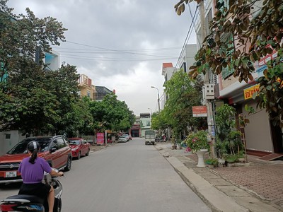 Bán nhà trung tâm phường Trường Thi gần bệnh viên Thành Phố 0