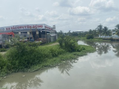 Chính chủ cần bán lô đất mặt tiền ql 13 thuận an bình dương 2279m2 - 50 triệu 1m2 4