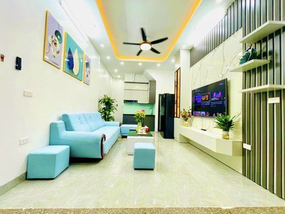 Nhà đẹp 5 tầng quận hai bà trưng dt: 32m2 mt:3.6m 3 phòng ngủ gia:3.82 tỷ bao gồm fun nội thất đầy 0