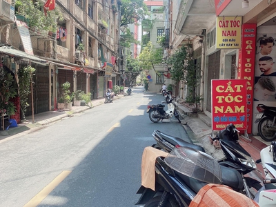Bán nhà mặt phố quận hà đông dt44m2 giá 7.x tỷ gần chợ kinh doanh mặt tiền siêu hấp dẫn 0