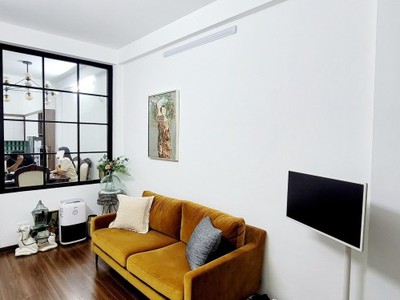 Mặt phố ái mộ xịn - đẹp hiếm - vỉa hè 3m - đường 4 ô tô - văn phòng, showroom, kinh doanh đa dạng. 2