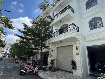 Bán nhà đường nguyễn thượng hiền , phường 6 , bình thạnh 2