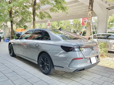 Vinfast lux A bản Base 2019 dán decal màu xám xi măng 3