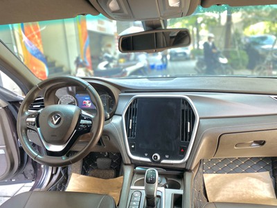 Vinfast lux A bản Base 2019 dán decal màu xám xi măng 2