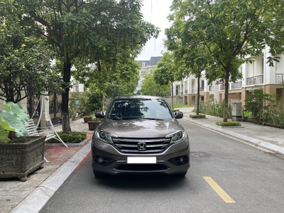 Gia đình tôi cần bán chiếc xe ô tô HonDa CRV 2.4AT SX 2014mua sử dụng và lăn bánh 2015 0