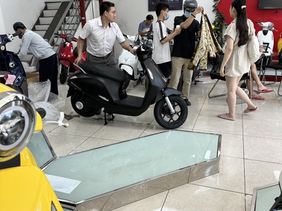 Xe điện vinfast 4