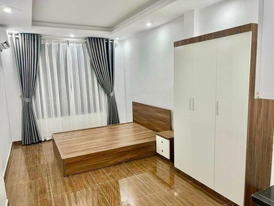 Gà đẻ trứng vàng tại xuân thủy. dt 700tr/năm  giá 9,9 tỷ 65m2 x6 tầng thang máy 0
