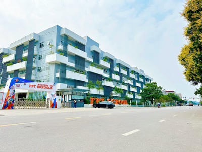 1 cặp đường lê hồng phong- cạnh trường fpt, trường chuyên- đường rộng thênh thang- gi..á siêu mềm 0