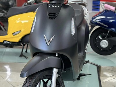 Xe máy điện Vinfast 4