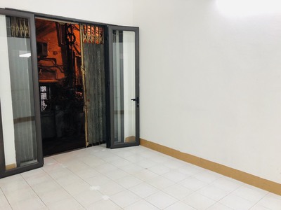 Cho thuê nhà giá rẻ ở phố Quan Nhân, quận Cầu Giấy, Hà Nội  có nhà ngay 9