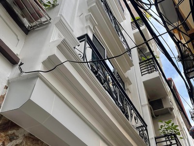Bán nhà mặt ngõ 173 Hoàng Hoa Thám 45 m2 x6 t thang máy giá 8,2 tỷ 1